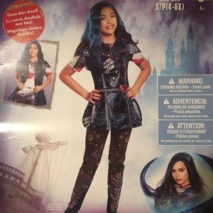 Disney Descendant 2 Evie
